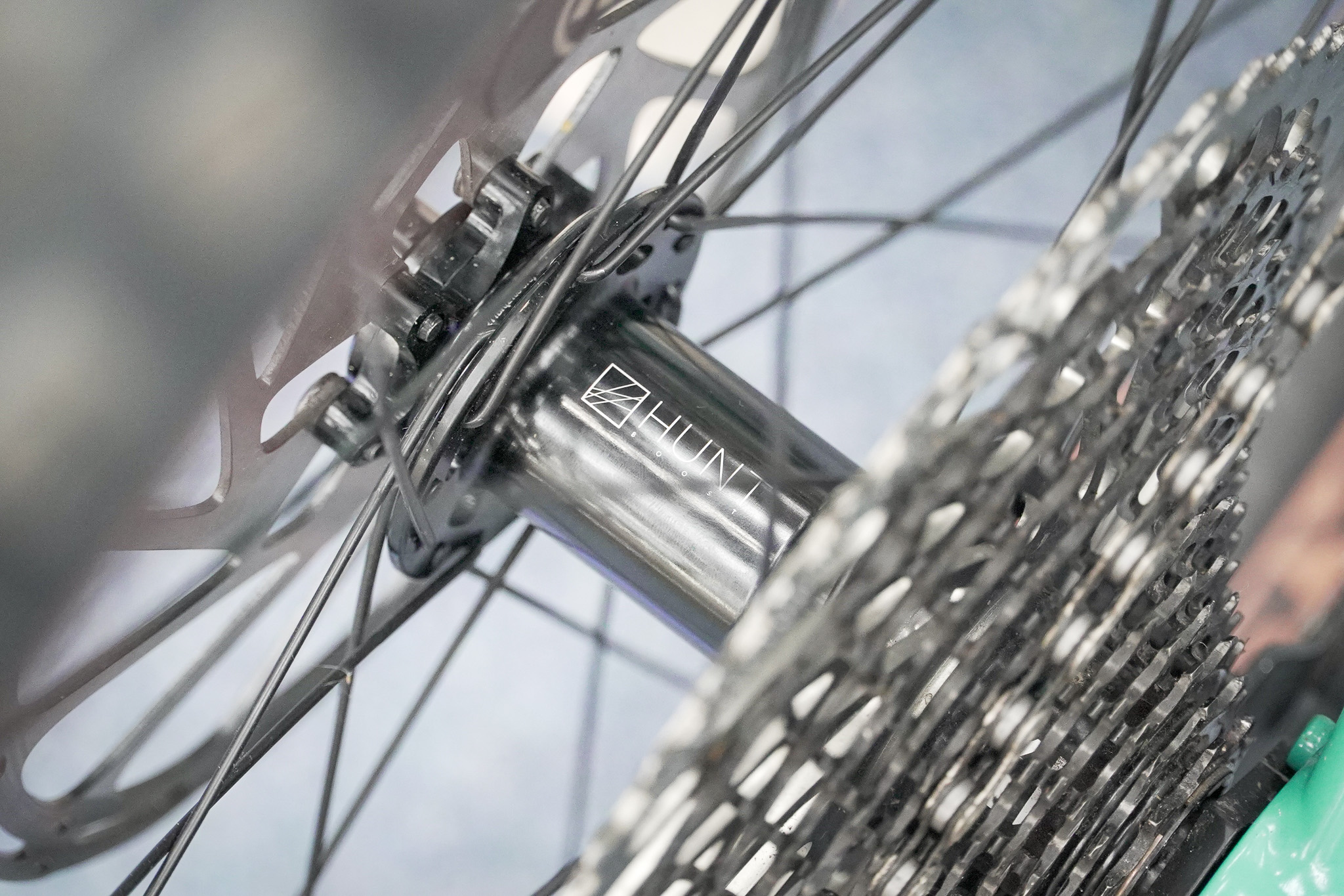 Unleashing the Secrets of Bike Hub Standards: QR, Thru-Axle, Boost, Super Boost and Beyond